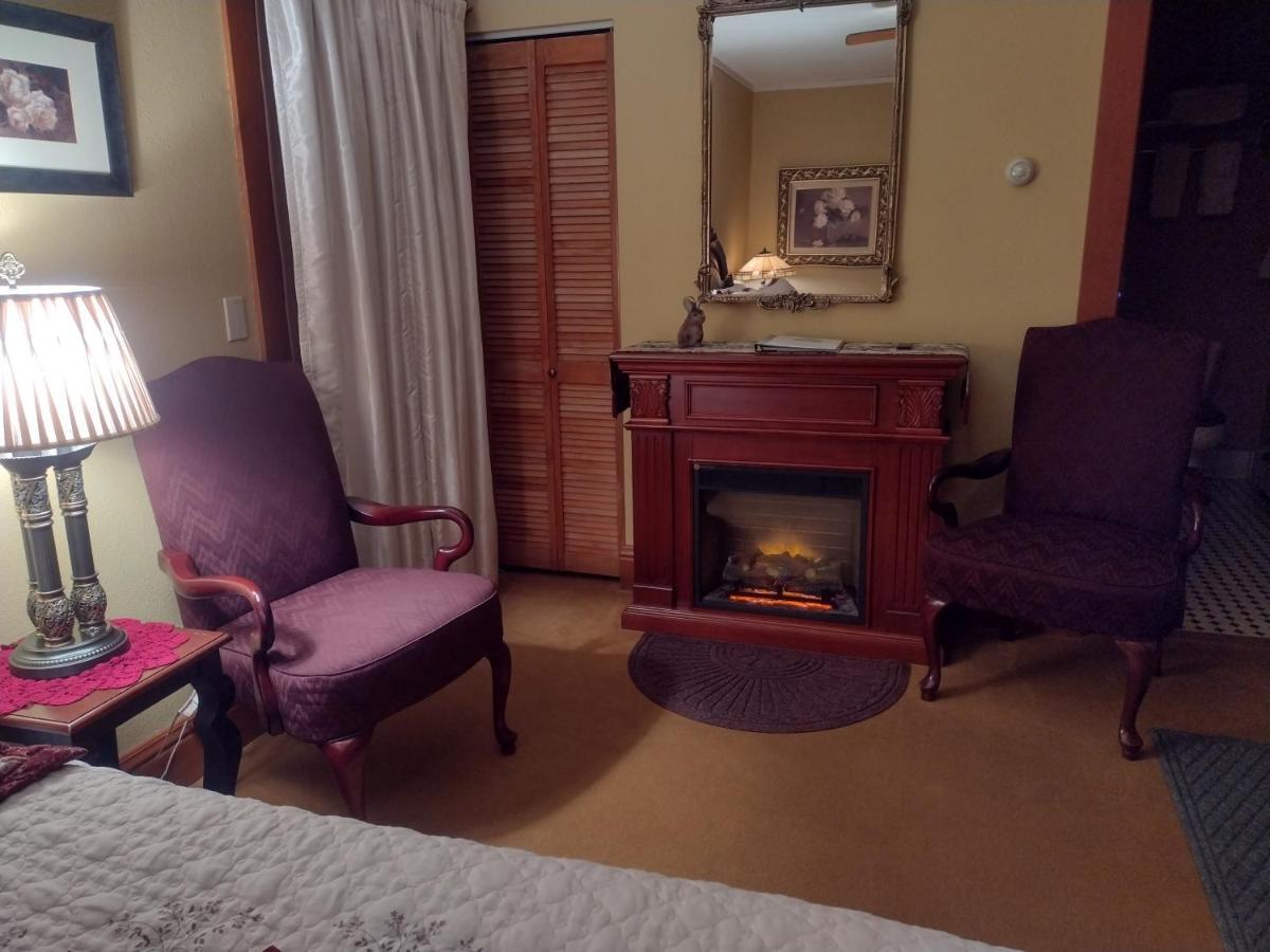 The Historic Elk Mountain Hotel Buitenkant foto