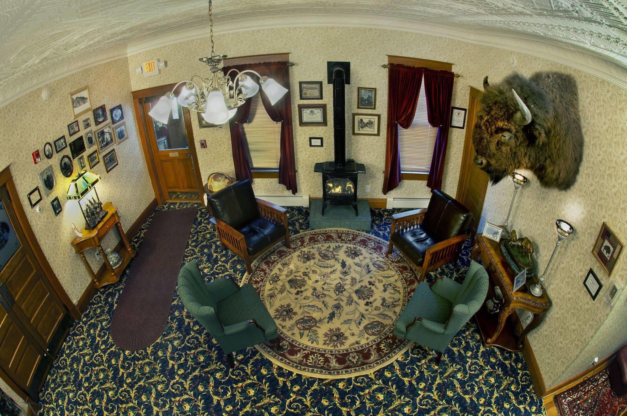 The Historic Elk Mountain Hotel Buitenkant foto